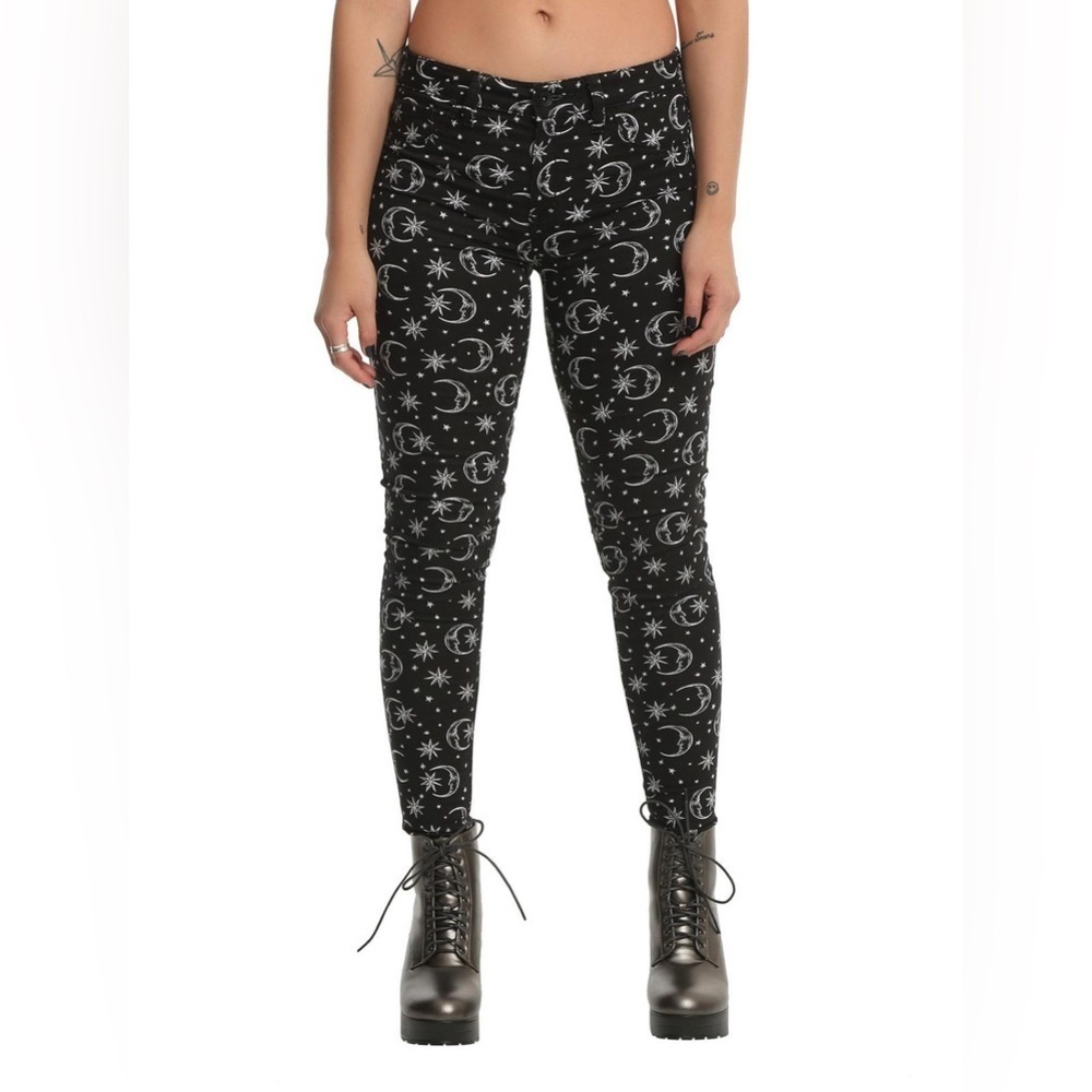 Blackheart Mystic Skies Stingerette Jeans - Size 11